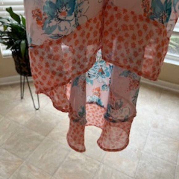 Girls casual dress with ruffles at the top. - Picture 3 of 8